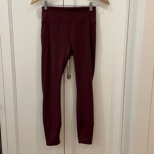Great Lululemon Wunder Under? Burgundy Leggns-6